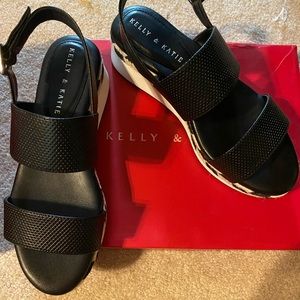 Kelly & Katie Poliana Espadrille wedge sandal NWT